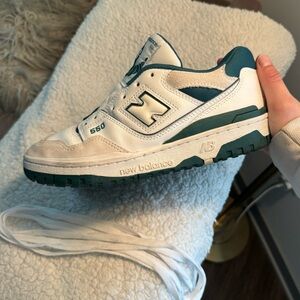 Big Kid’s New Balance 550’s - “Vintage Teal” size 7 (Women’s 8-8.5)
